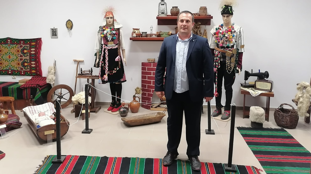 На гости в град Съединение