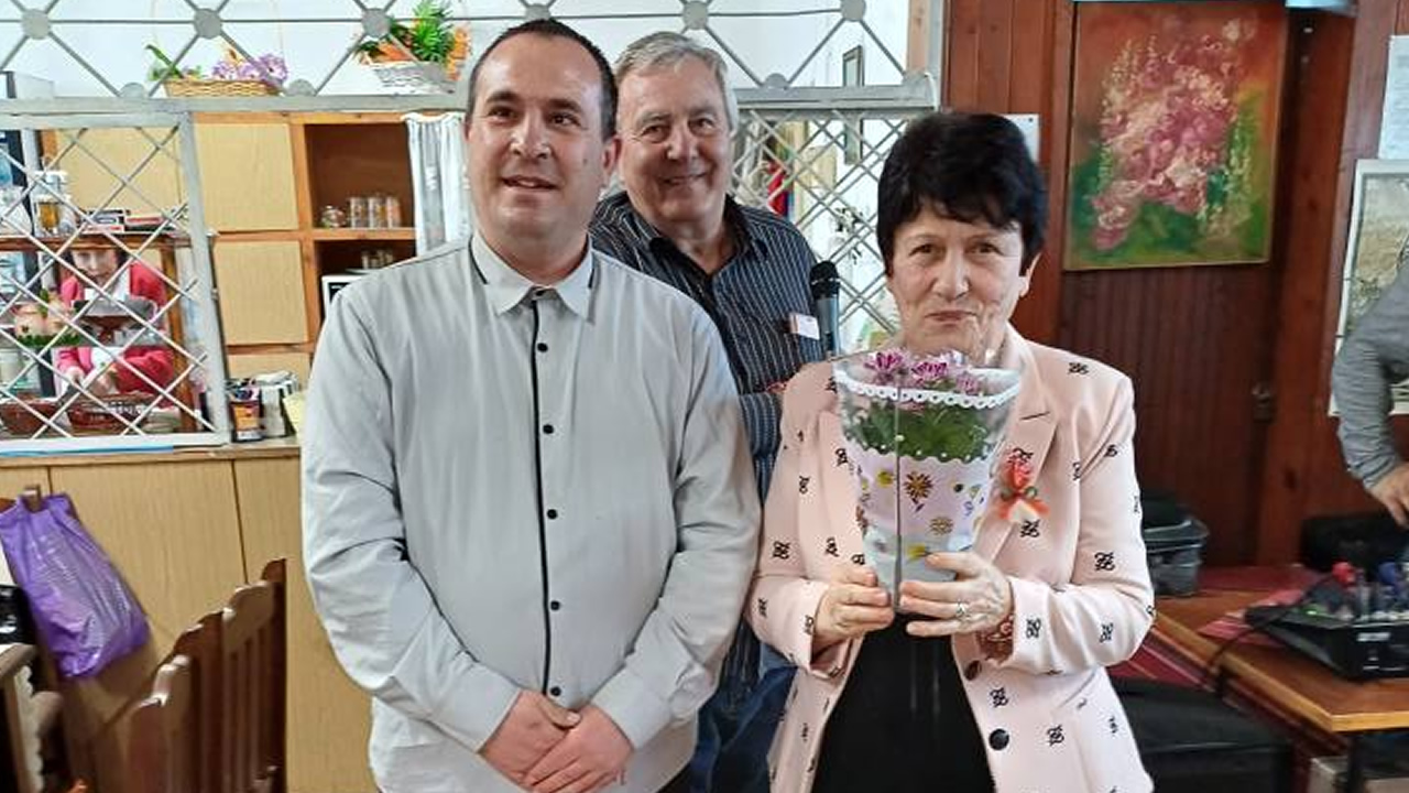 Поздравихме самодейците и дамите от ПК “Копсис“